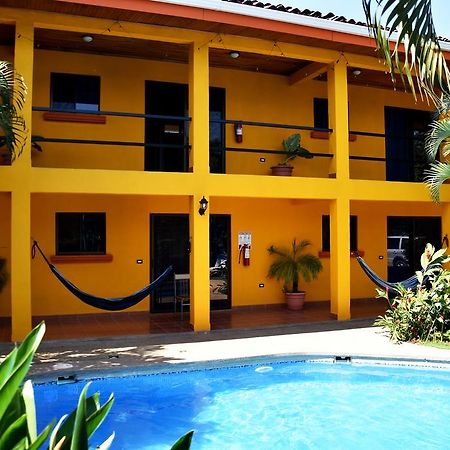 Hotel Mediterraneo Плая Авеляна Екстериор снимка