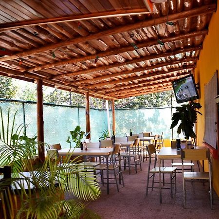 Hotel Mediterraneo Плая Авеляна Екстериор снимка