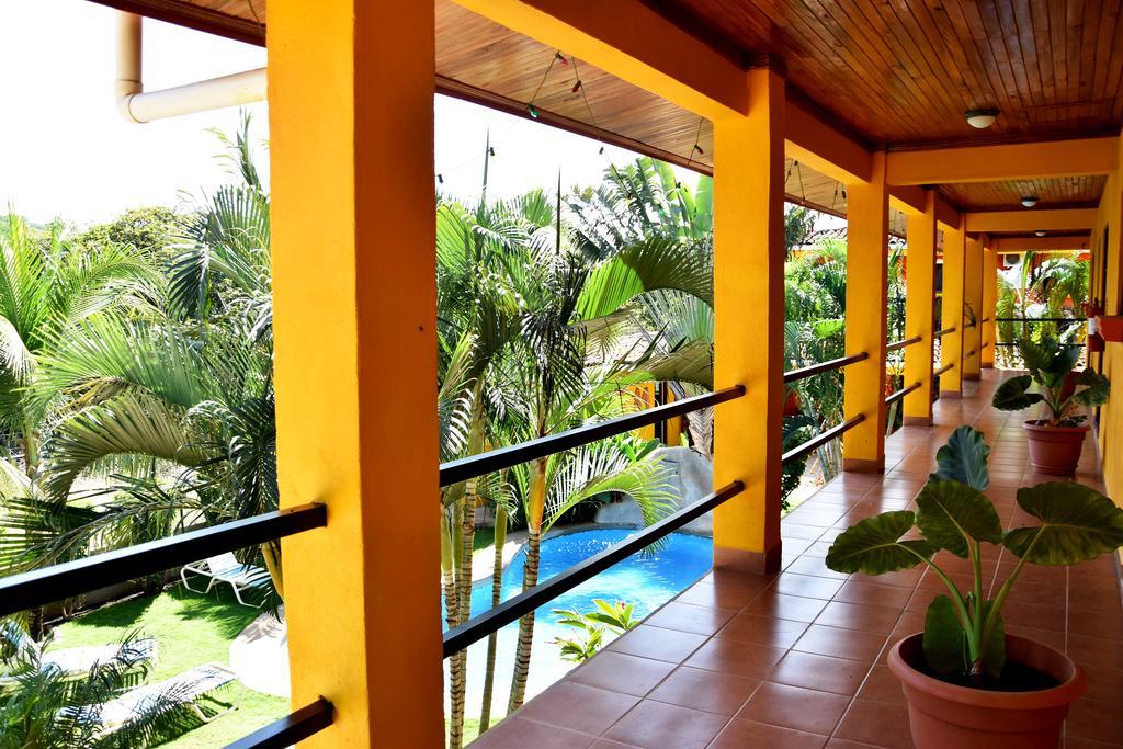 Hotel Mediterraneo Плая Авеляна Екстериор снимка