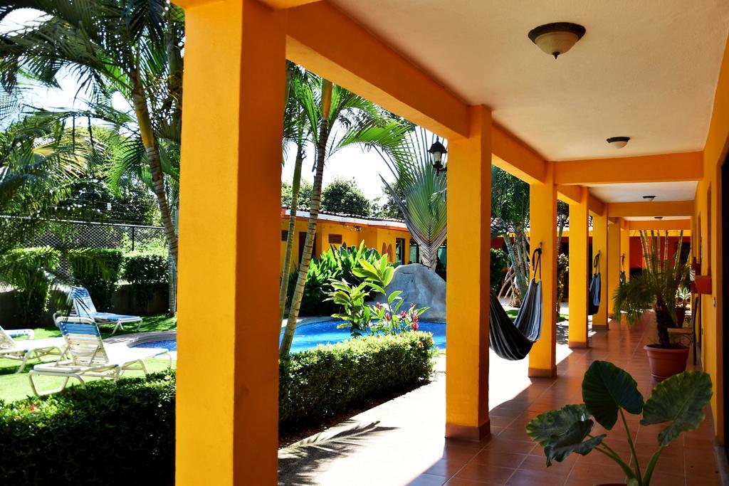 Hotel Mediterraneo Плая Авеляна Екстериор снимка