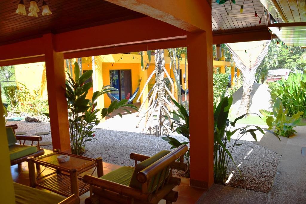 Hotel Mediterraneo Плая Авеляна Екстериор снимка